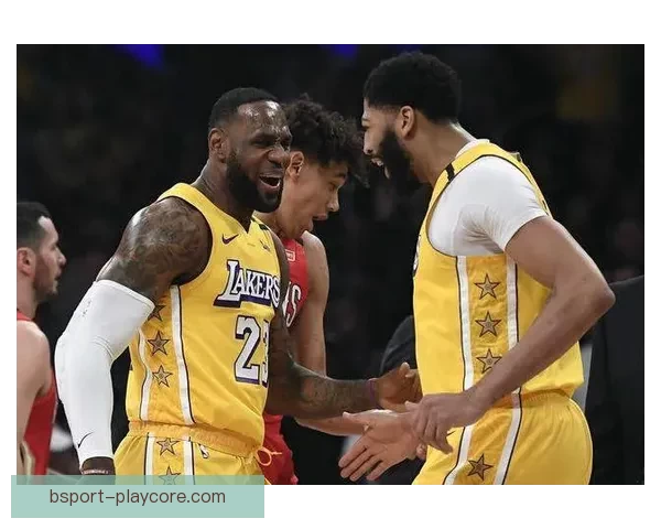 湖人队召回巴夫金与蒂耶罗加强中锋位置深度补充