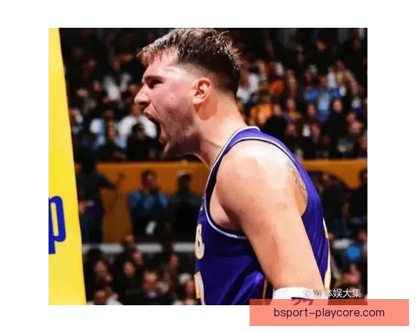 东契奇生涯单节得分20+32次追平哈登仅次库里科比历史第三